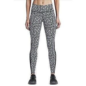 Nike Legendary Athletic Leggings M Black Gray Print Performance Workout Stretchy